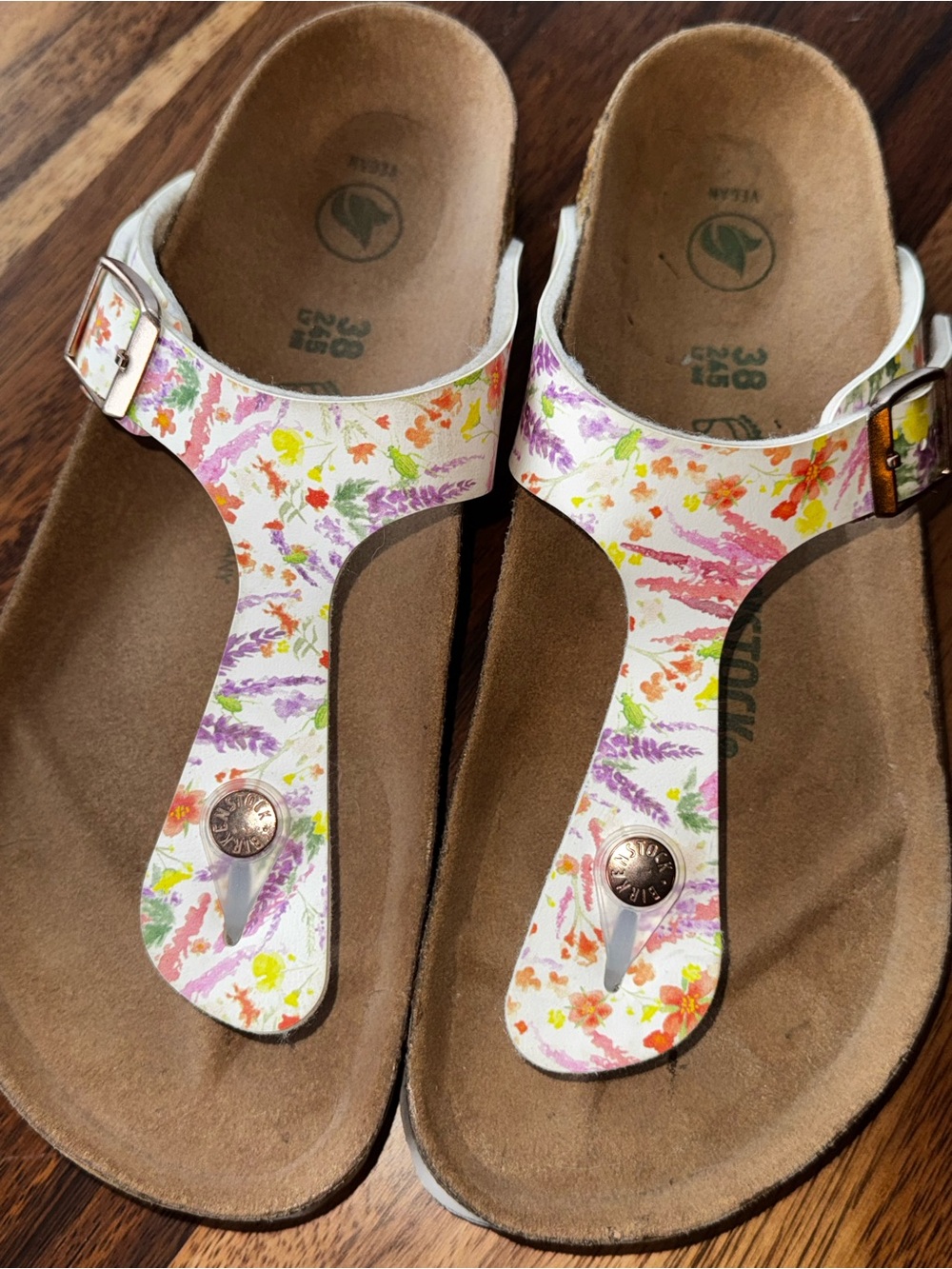 Birkenstock Gizeh Floral Leather Sandals